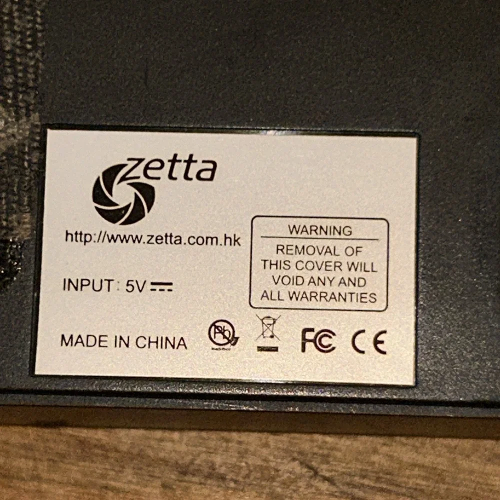 Zetta Nano Camera With Case & Charger D2